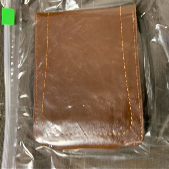 BROWN WALLET - Picture 1 of 2